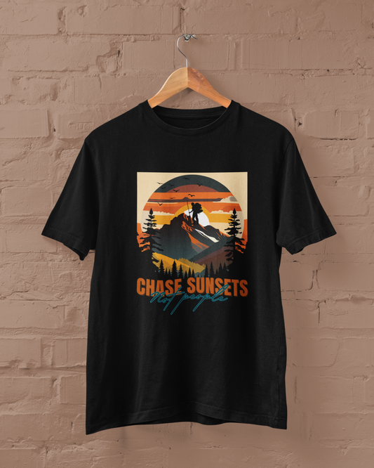 CHASE SUNSETS - UNISEX T-SHIRT